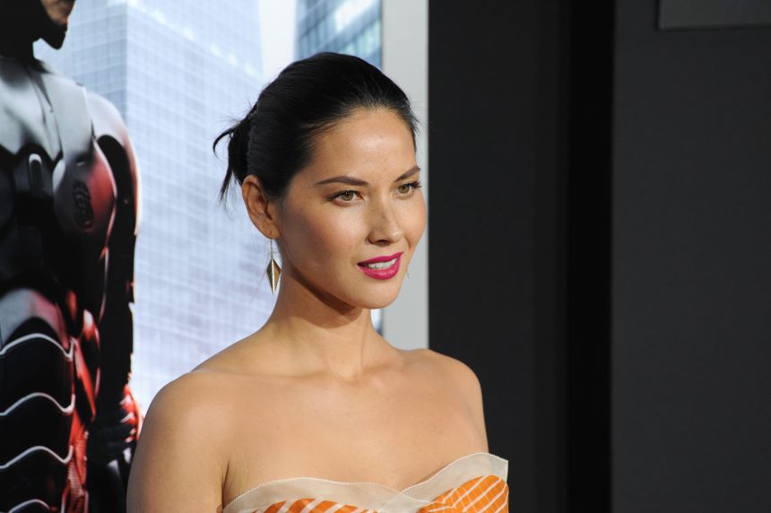 Take a Breast Cancer Risk Assessment. It Saved Actress Olivia Munn’s Life